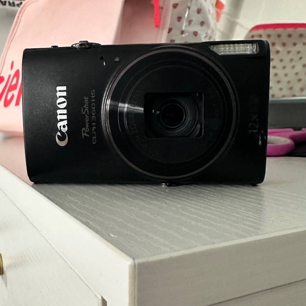 Canon PowerShot ELPH 360 HS
